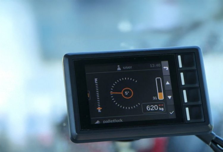 Quicke Q-Companion 2.0 – cyfrowe wsparcie precyzyjnego załadunku