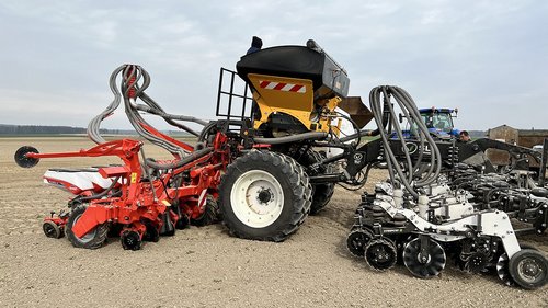 Usługi lub wynajem z Agrohandel