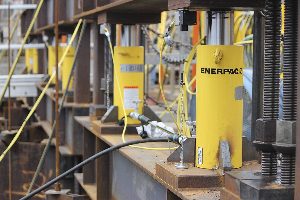 Przenośne i wydajne narzędzia Enerpac