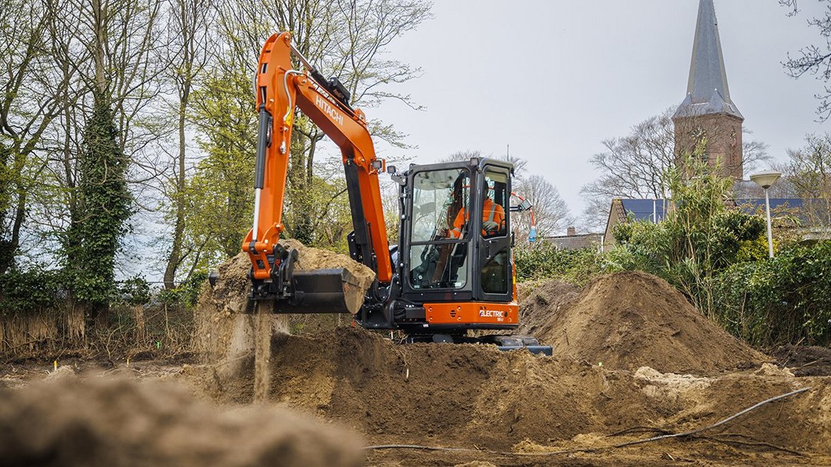 Zeroemisyjna koparka Hitachi ZX55U-6