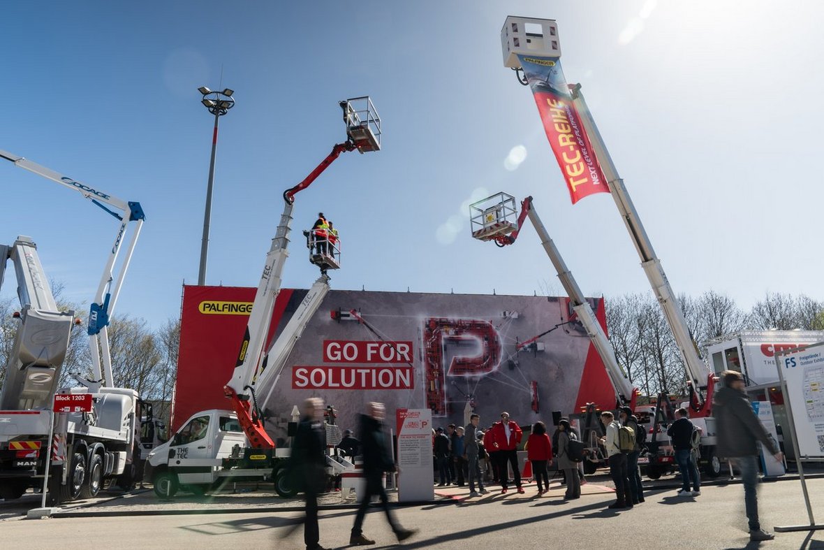 Nowe standardy w dziedzinie rozwiązań dźwigowych i usługowych od Palfinger 