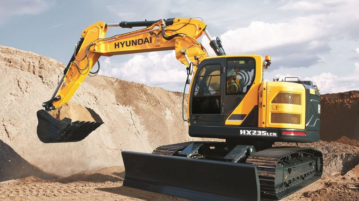 Hyundai HX235ALCR z silnikiem Cumminsa