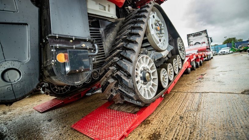 Naczepa niskopodwoziowa z hydraulicznym poszerzeniem Nooteboom Trailers