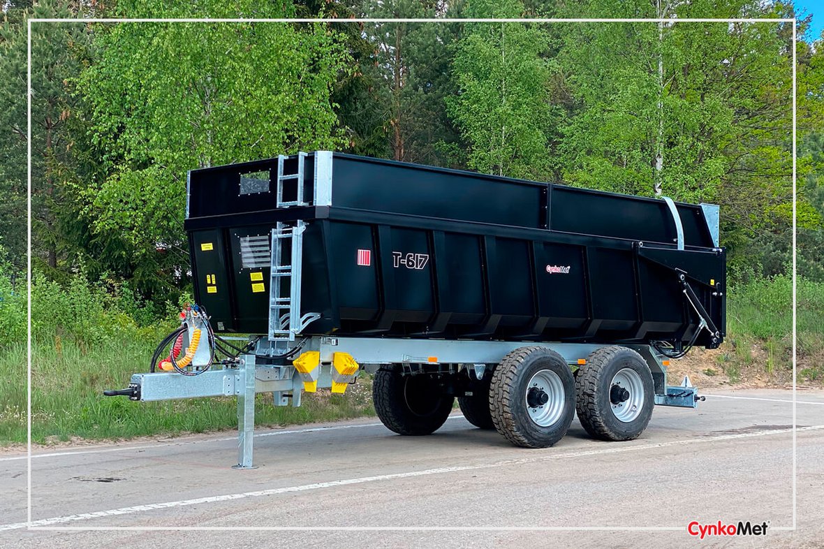 Przyczepa skorupowa T617 firmy Cynkomet ma ładowność 12,28 t i dopuszczalną masę całkowitą 15,5 t.