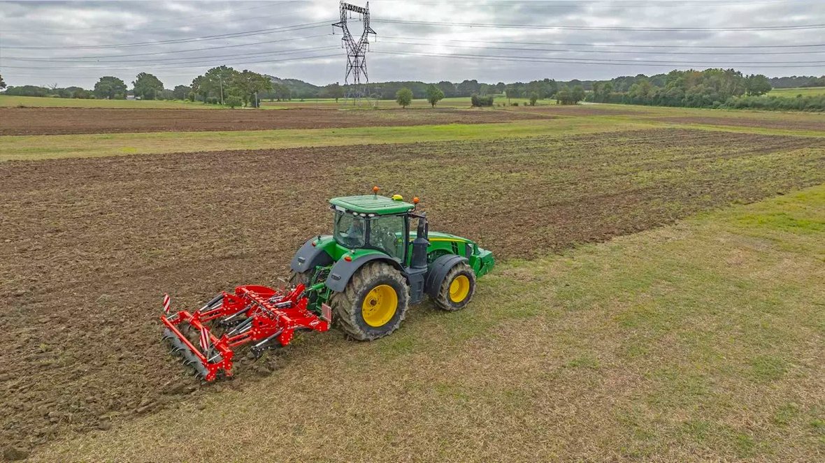 Nowość Kuhn: głębosz DT do ciężkich gleb i głębokiej uprawy