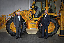 JCB inwestuje w fabryki i rozwój nowych technologii