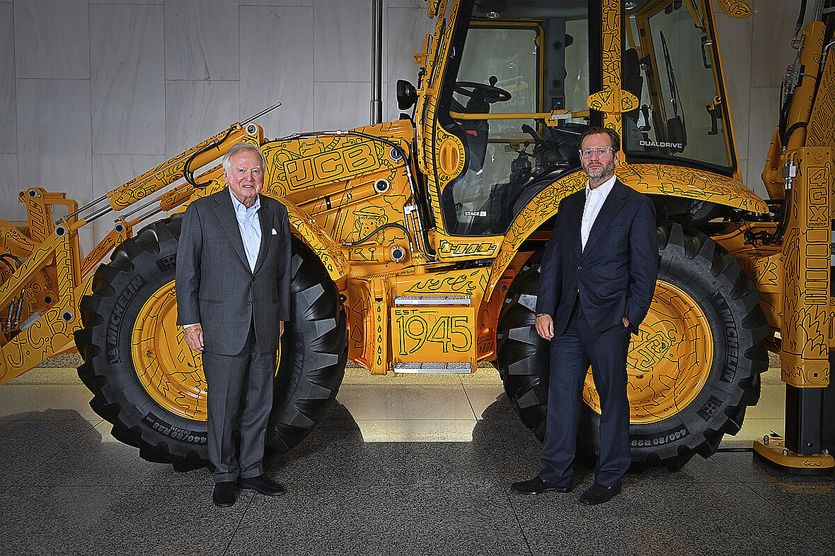 JCB inwestuje w fabryki i rozwój nowych technologii