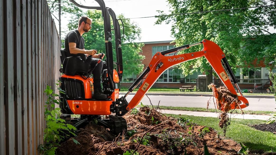 Kompaktowa i wydajna Kubota K008-5 