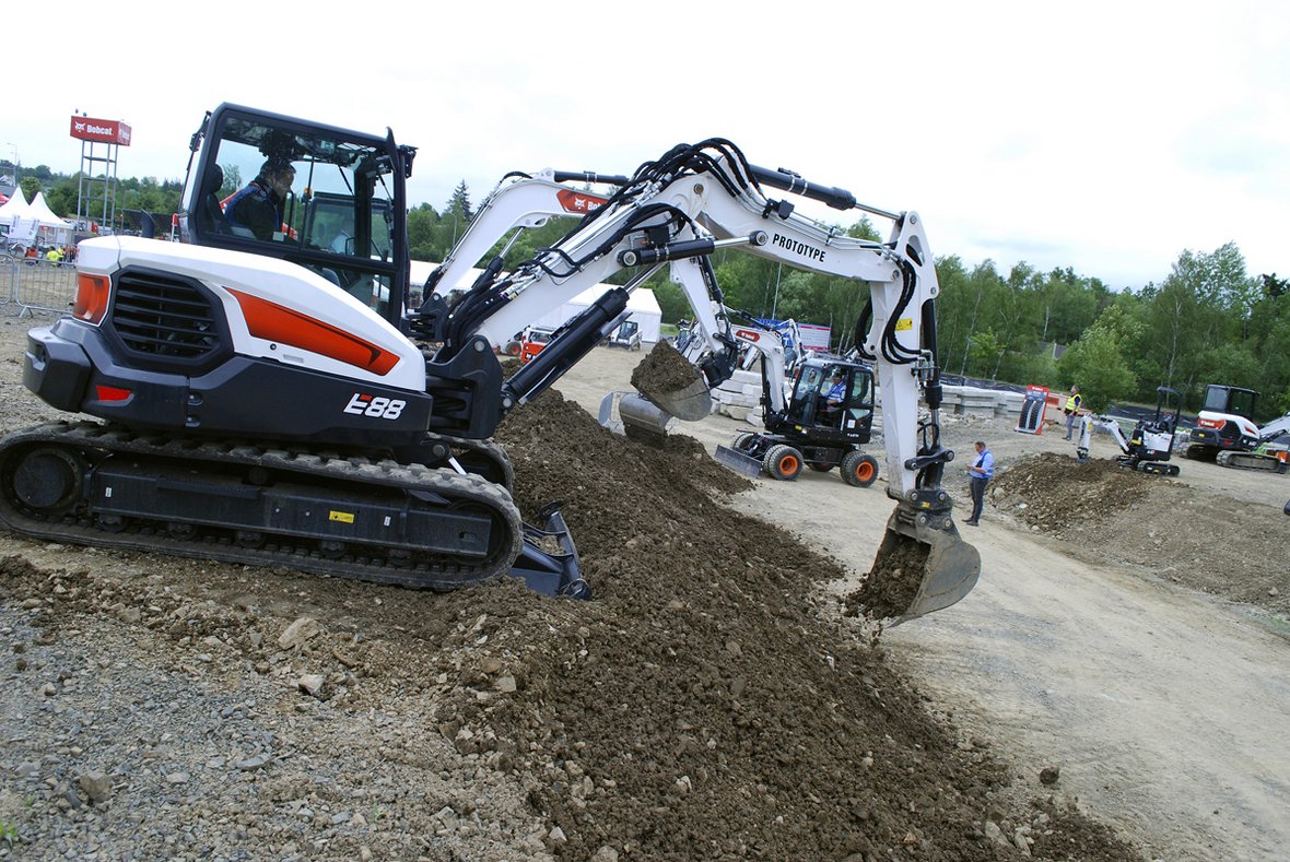 Parada nowości Bobcat w Dobris