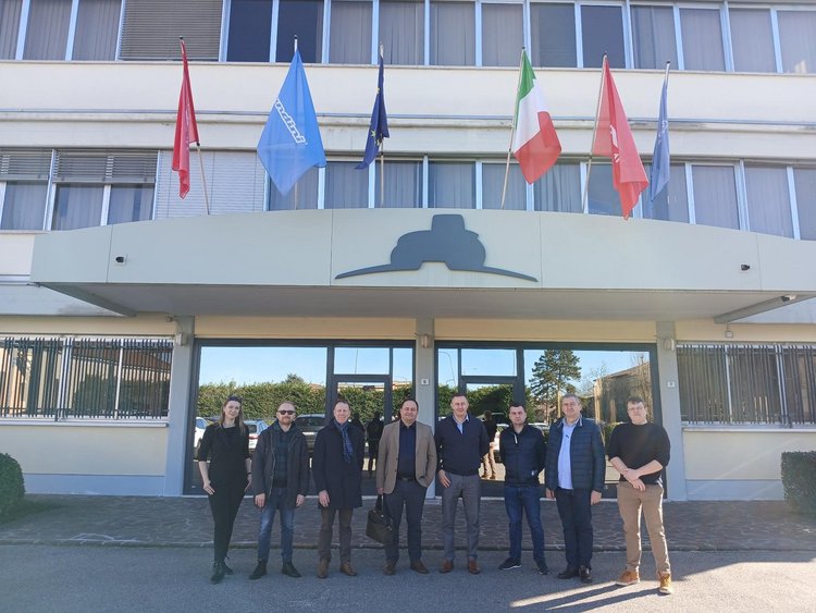 Nowi dilerzy McCormick i Landini w Polsce