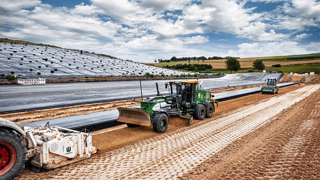 Na budowie wysypiska z Wirtgen Group