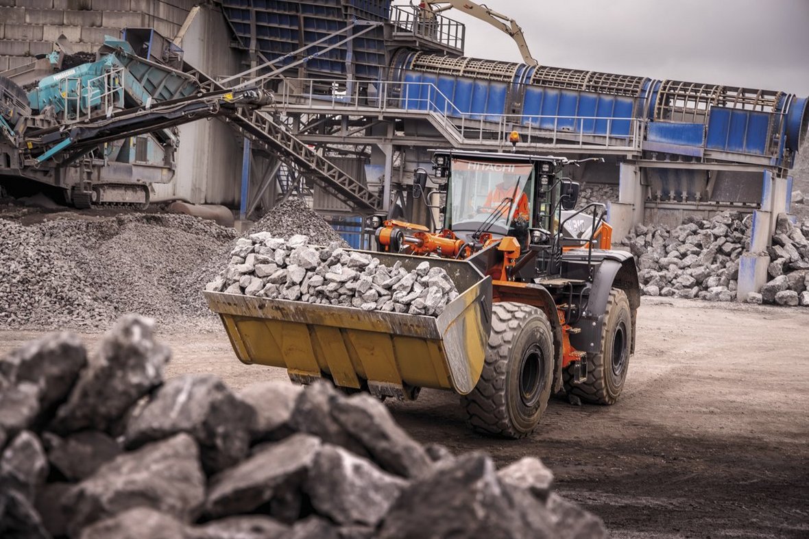Hitachi pokaże na Baumie ładowarki kołowe ZW-7 i koparki kołowe ZXW-7 