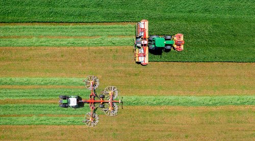 Nowa funkcja Pöttinger – automatyczne sterowanie pokosem w kosiarkach