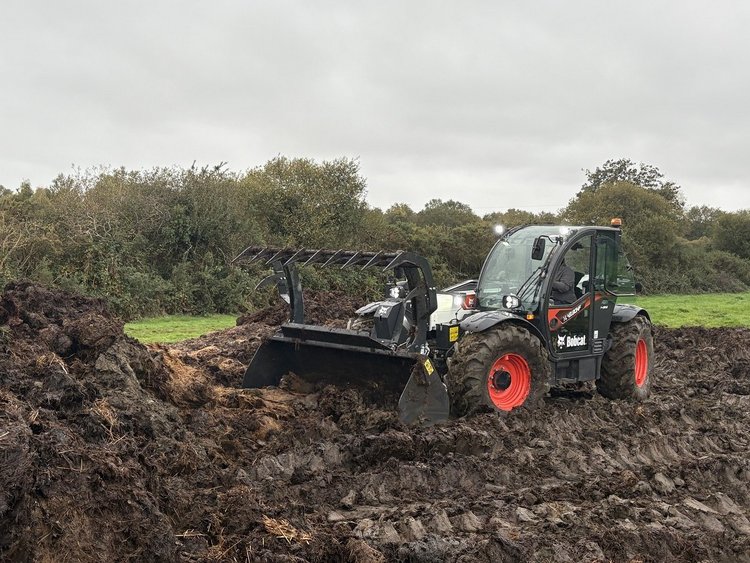 Bobcat Black Edition w testach nad Atlantykiem