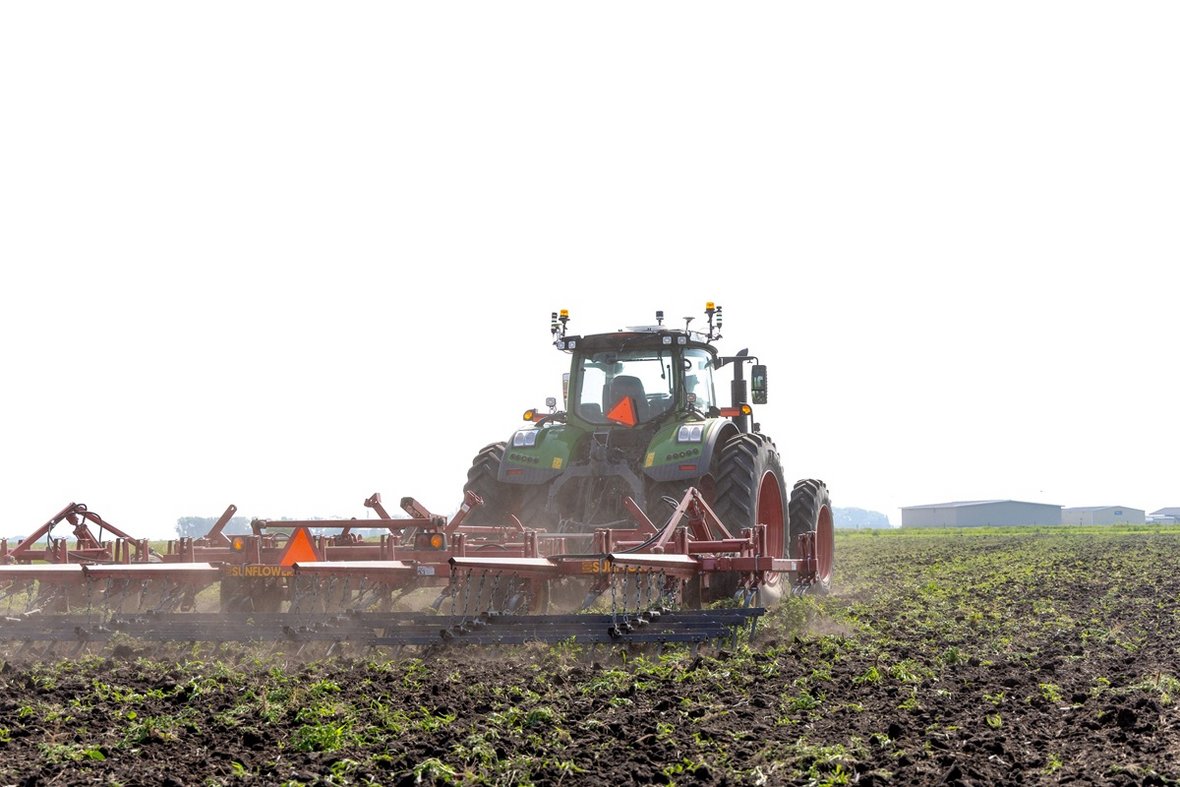 PTX Trimble wprowadza OutRun Tillage