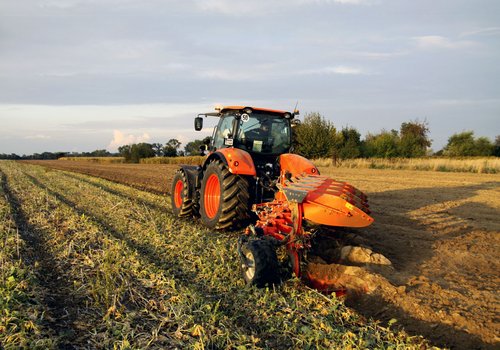 ciągnik kubota