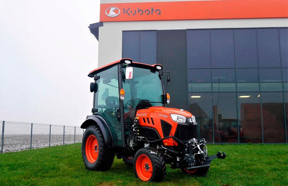 Kubota LX401