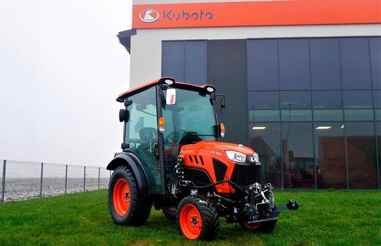 Kubota LX401