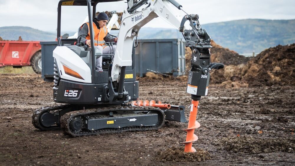 Bobcat z szeroką gamą osprzętu