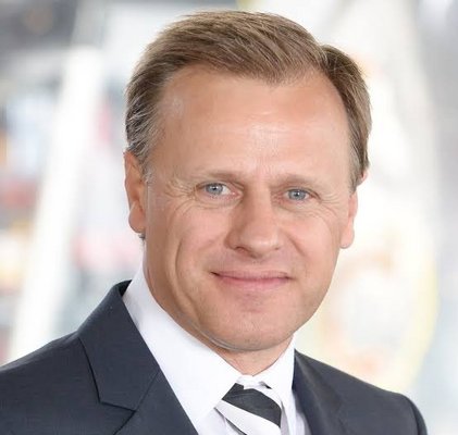 Mark Sanders, globalny lider rozwoju platformy OE.