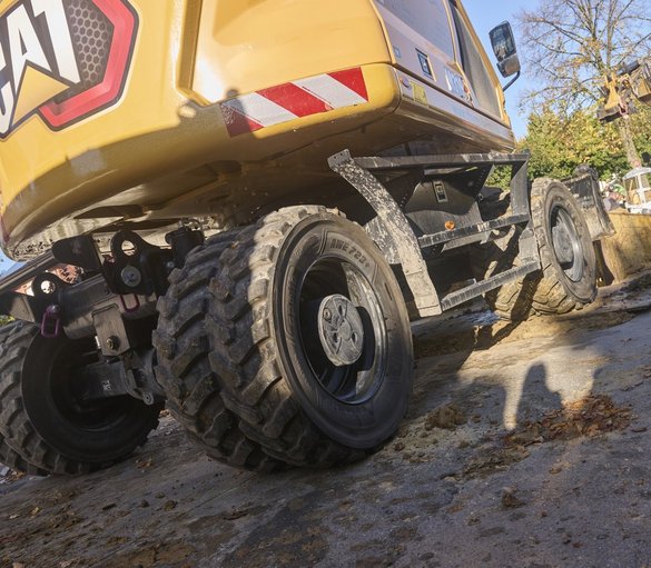 Nowe opony Apollo AWE 723+ dla koparek 6–26 ton