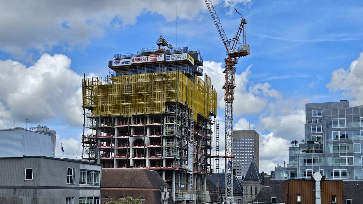 Jak Doka podnosi standardy budowlane w projekcie POST Rotterdam?