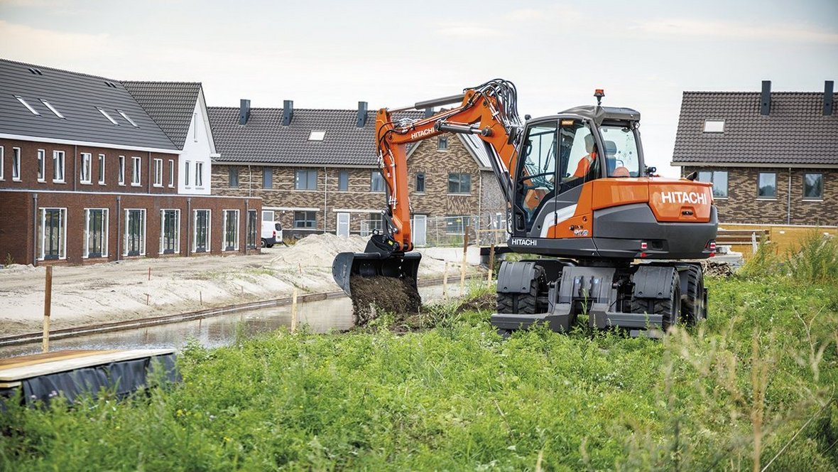 Nowa kompaktowa koparka kołowa Hitachi na targach Intermat
