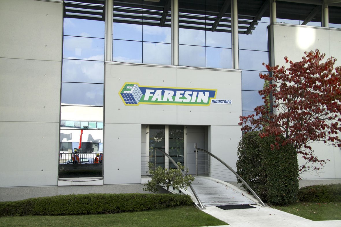 faresin siedziba