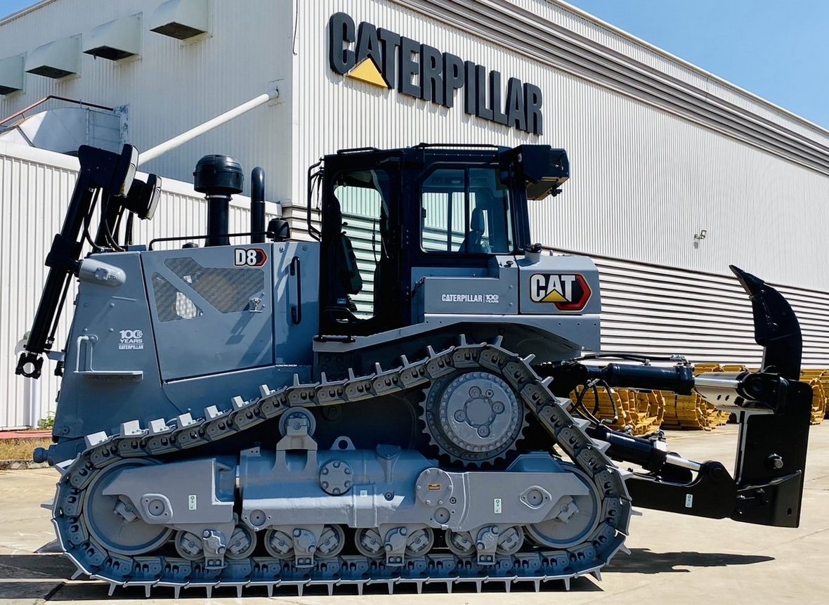 Caterpillar świętuje 100 lat – limitowana seria maszyn