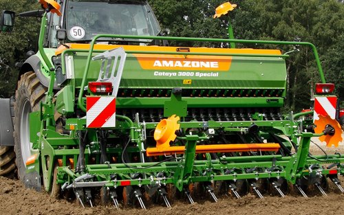AMAZONE inwestuje w innowacje i rozwój mimo trudności rynkowych