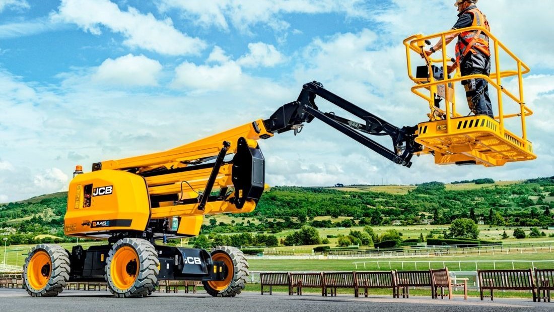Nowości w podnośnikach JCB