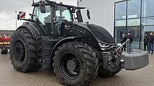 Valtra ciągnik rolniczy