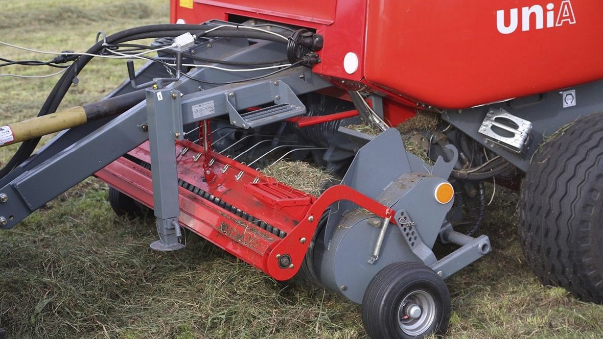 Uniwersalna prasa Unia DF do zbioru wszystkich rodzajów materiału