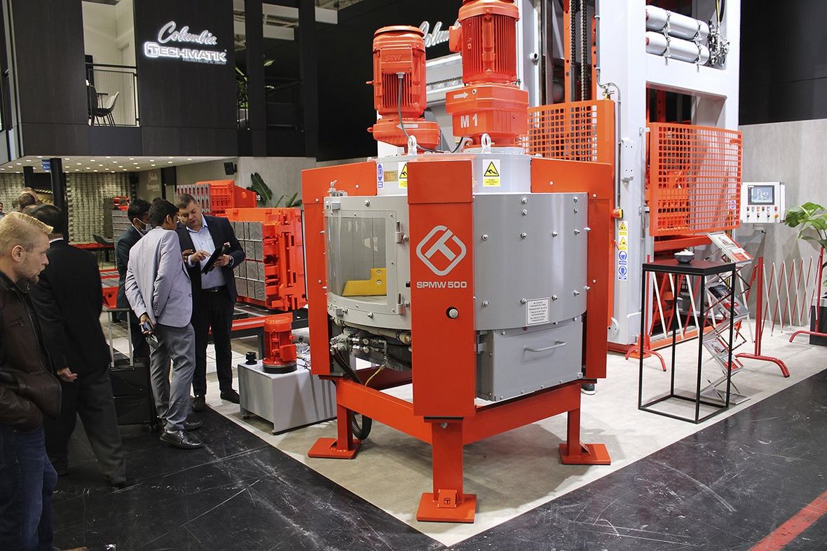 Techmatik na targach Bauma 2022