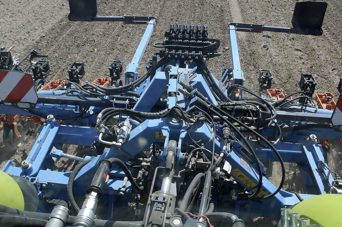 Amazone 12-rzędowy pielnik Ventera 