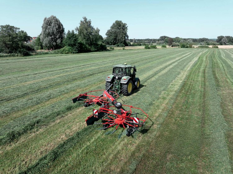 Kverneland 9671 S Evo – nowa generacja zgrabiarek o wysokiej wydajności