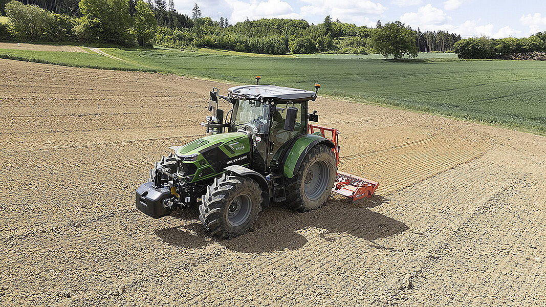 DEUTZ-FAHR 6145C nowy ciągnik serii 6C