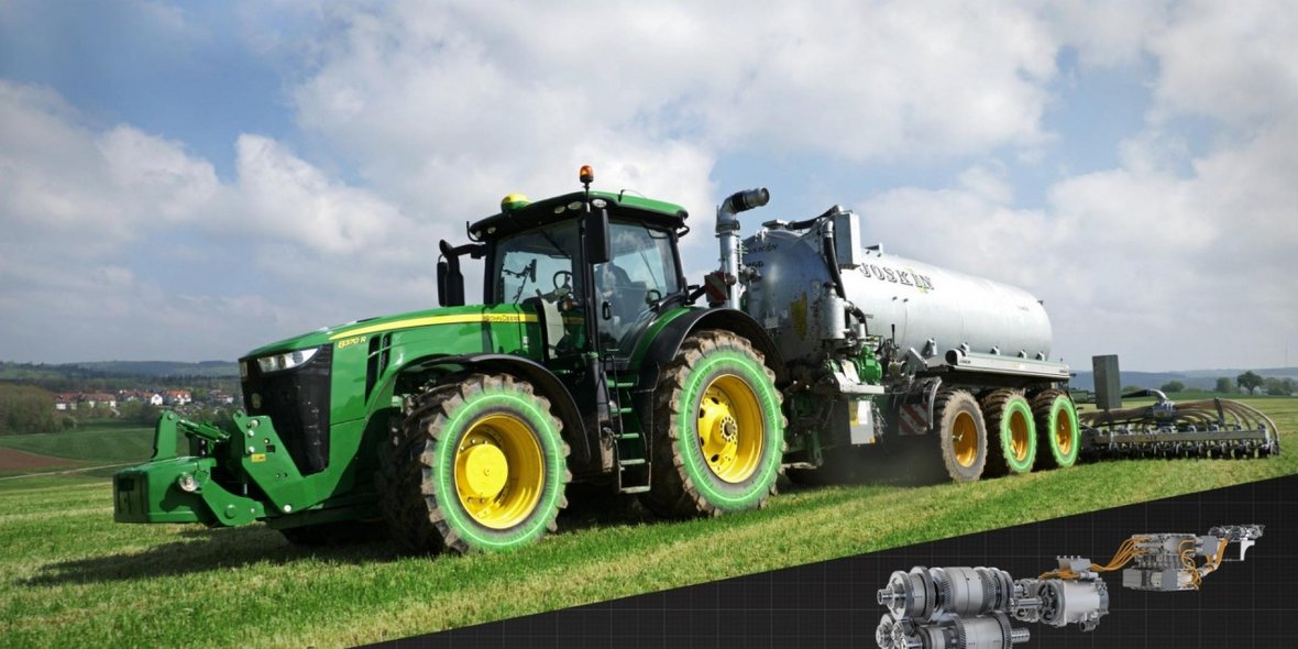  John Deere 8R