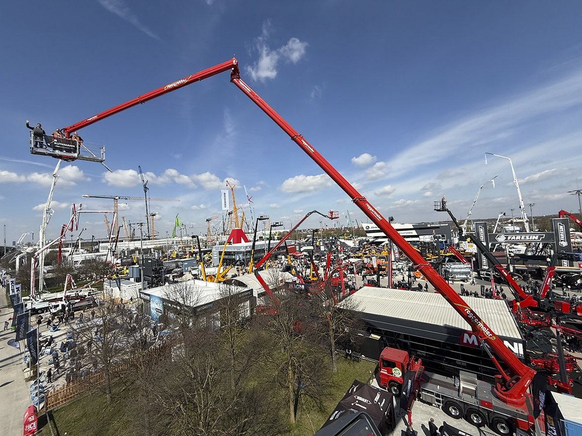 Steiger T 570 HF Hybrid – nowy podest hybrydowy Ruthmann