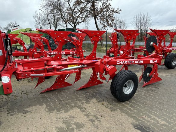 Wiele lat doświadczeń Charter Agri