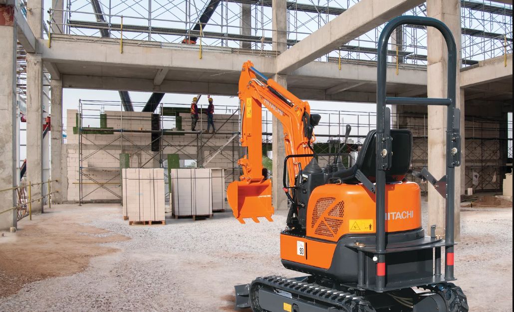 Hitachi ZX10U-6 z wzmocnionym podwoziem