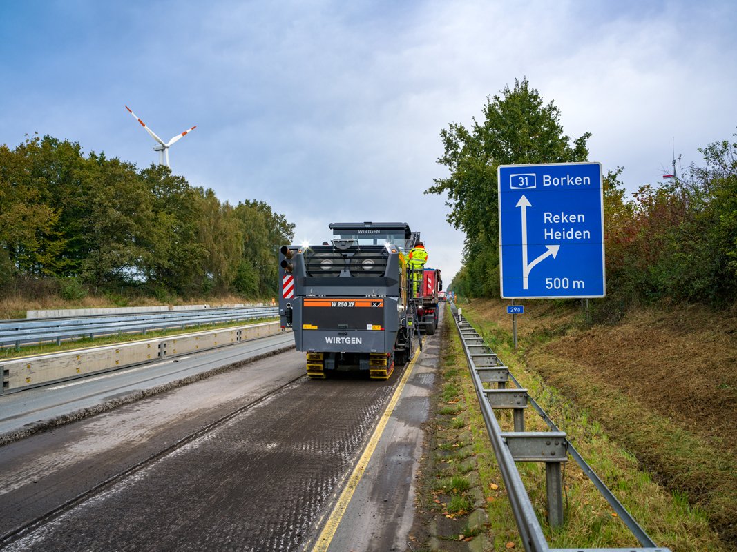 Wirtgen W 250 XF – frezarka drogowa nowej generacji