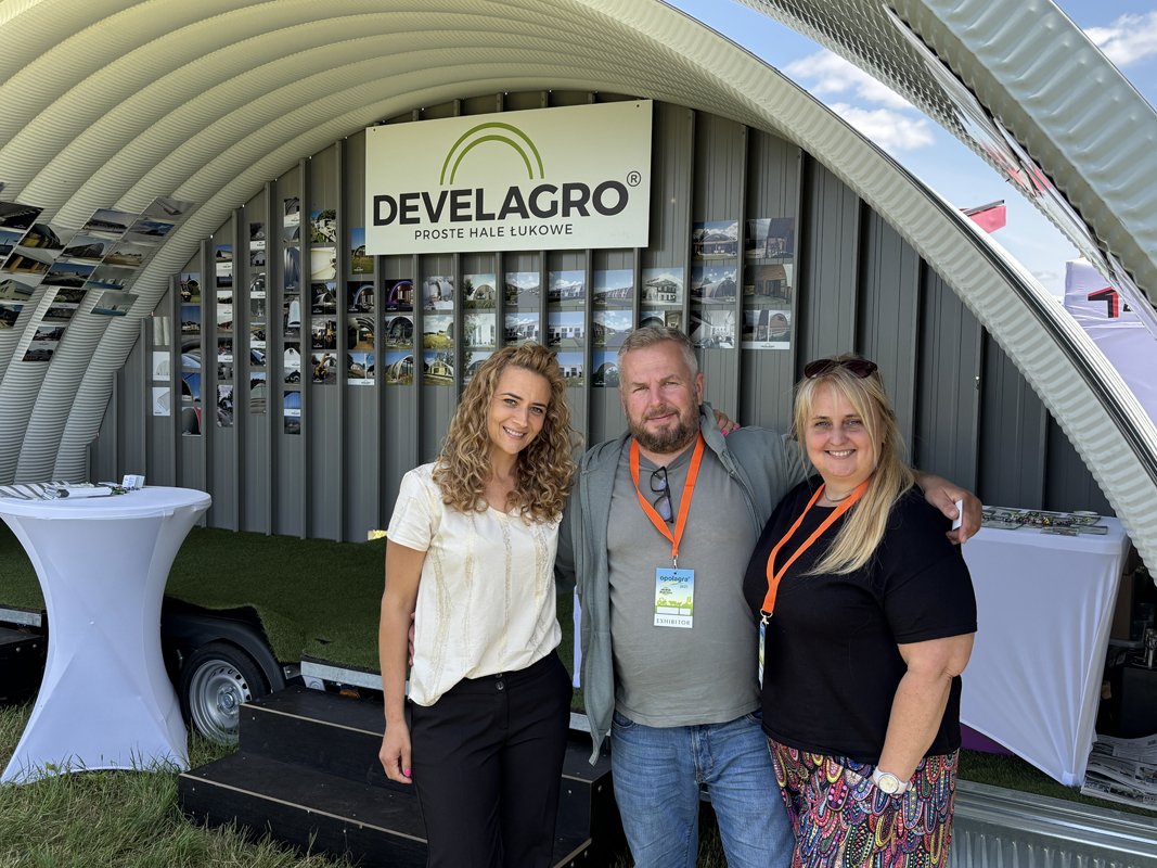 Od lewej: Karolina Potoczna, prezes zarządu; Krzysztof Potoczny, współwłaściciel oraz dyrektor ds. technologii; Anna Twardoń specjalista ds. marketingu (wszyscy Develagro).