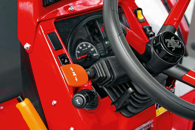 SRG 7600 Infinity - nowy ciągnik do truskawek, warzyw i tuneli