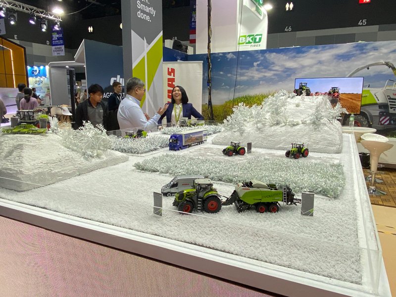 Diorama Claas: Claas zdecydował się na inną formę prezentacji maszyn – w skali 1:32.