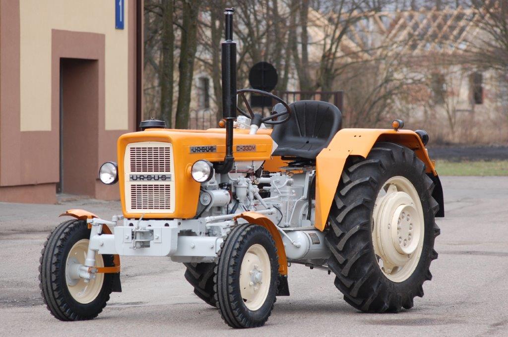 Traktor Ursus C-330M